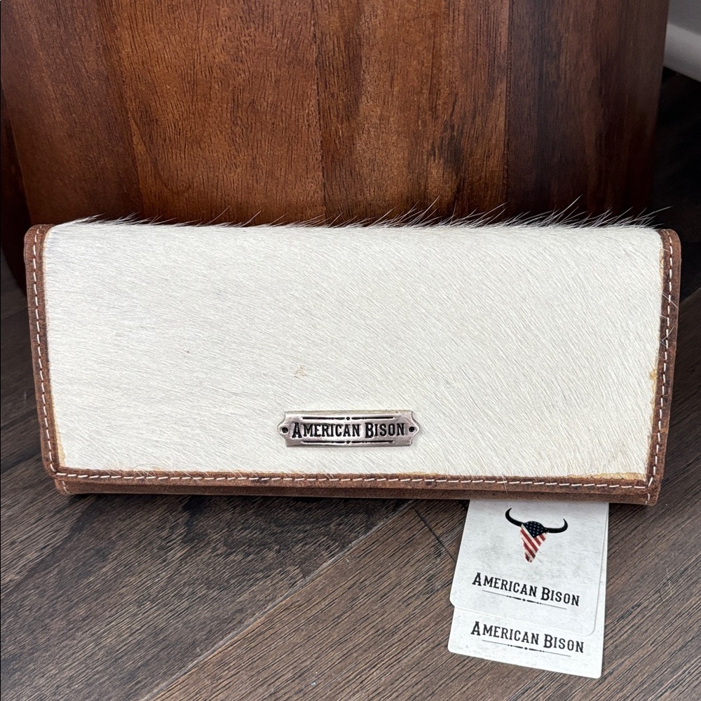 American Bison Genuine Leather,Hair on Hide,snap close,zip coin,5 card,ID,checks